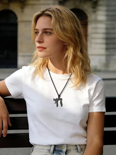 Vista 3 de FaithHeart Collar con colgante de estrella de David para hombres y mujeres, collar con colgante de estrella judía en acero inoxidable, amuleto