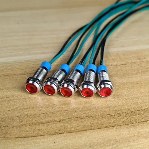 Vista 2 de Gebildet 6mm 3V-4.5V-5V-6V-7.5V-9VDC lámpara de señal impermeable con cable, luz indicadora LED metálica de ahorro de energía (5 piezas x LED rojo)