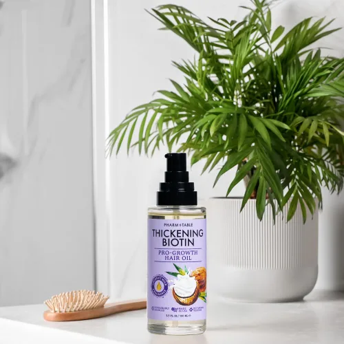 Vista 3 de PHARM TO TABLE Aceite para el cabello Pro-Growth de Biotina Espesante 3.4 fl oz