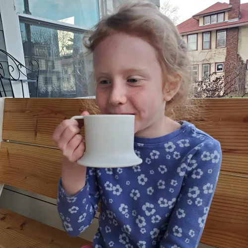 Vista 4 de Vaso para niños, taza de té y taza para niños pequeños Juego de 3 tazas aptas para lavavajillas y microondas 3 tazas de base ancha para niños