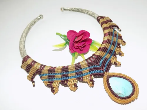 Vista 3 de Collar turquesa, collar Hasli para mujer, collar de torsión, collar de cuello, regalo para ella SN-2060, Gema, turquesa creada