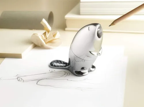 Vista 2 de Alessi Kastor RT02 - Sacapuntas de diseño, Zamak cromado, pulido espejo