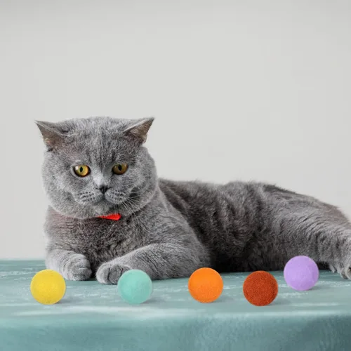 Vista 6 de 14 juguetes de bola de lana para gatos, juguetes silenciosos de fieltro para gatos, juguete de ejercicio para gatito, divertido juguete colorido