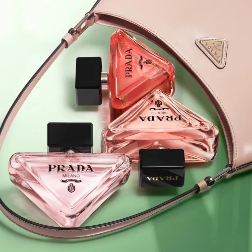 Vista 5 de Paradoxe Virtual Flower de Prada para mujer – 1.6 oz EDP Spray (recargable)