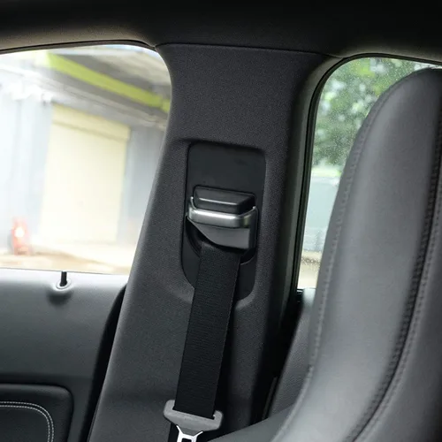 Vista 5 de YIWANG ABS cromo cinturones de seguridad cubierta ajuste 2 unids para Mercedes Benz CLA GLA B clase W117 auto accesorios