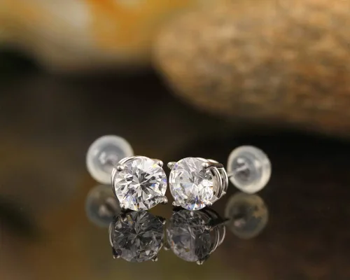 Vista 2 de GNG Aretes de oro blanco y amarillo de 14 quilates hechos con circonita cúbica. 1.0 a 3.00ctw