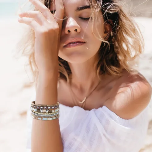 Vista 7 de Long tiantian Pulsera de cuero multicapa hecha a mano, pulseras bohemias de cristal trenzado en capas para mujeres, pulseras de cuero, joyería
