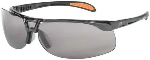 Vista 8 de Uvex por Honeywell Protégé Lentes de seguridad, con aro negro metálico y lente transparente con capa dura antiarañazos, ultradura (S4200-H5)