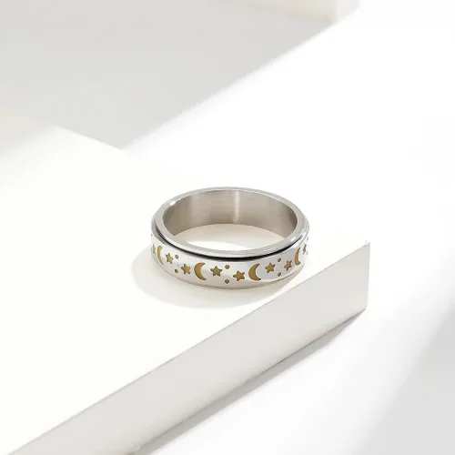 Vista 4 de ANIEJUFI Anillo giratorio de acero inoxidable luminoso resplandor luna y estrella, alivio del estrés, anillos de ansiedad para mujeres, hombres
