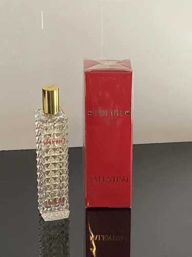 Vista 5 de Valentino Voce Viva - Perfume para mujer, mini Eau de Parfum en espray de viaje, 0.5 onzas