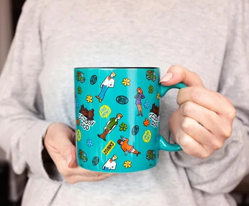 Vista 3 de Toynk Scooby-Doo - Taza de cerámica con patrón de calcomanías Taza de café grande para expreso, cafeína, bebidas, artículos esenciales