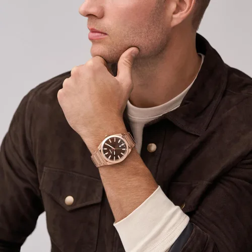 Vista 5 de Fossil Everett - Reloj para hombre con correa de acero inoxidable o cuero