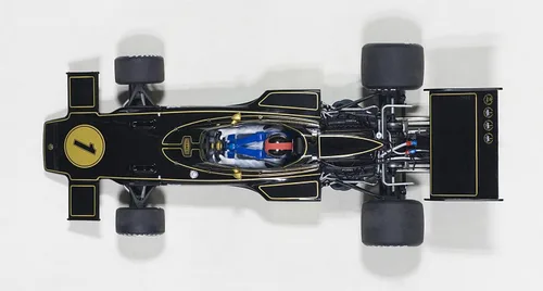 Vista 9 de Autoart Lotus 72E 1973 Emerson Fittipaldi #1 con figura de conductor en cabina 1/18 modelo coche