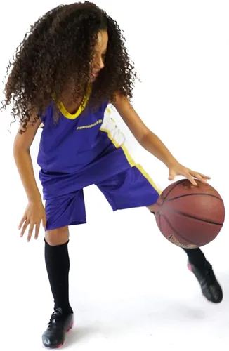 Vista 3 de Conjunto de camisetas de baloncesto prémium para niños, camisetas deportivas y pantalones cortos deportivos para jóvenes y niños de 6 a 12 años