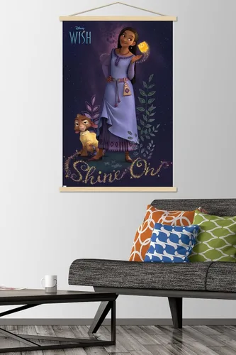 Vista 2 de Trends International Disney Wish - Póster de pared Asha, 22.37 x 34.00 pulgadas, paquete de impresión premium y colgador de madera de haya