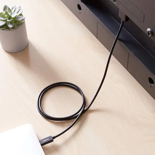 Vista 7 de Amazon Basics Adaptador de cable USB-C (fuente) de aluminio premium a HDMI (pantalla) (compatible con Thunderbolt 3) 4K @60Hz, 3 pies, negro