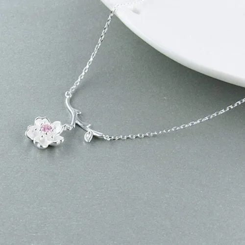 Vista 6 de SEniutarm Collares para mujeres y niñas Flores de cerezo flores ramas de árbol colgante collar mujer elegante joyería colgante cadena de San