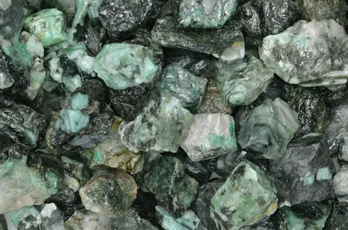 Vista 9 de Fantasia Materiales: 2 libras Amatista Grado 1 Piedras ásperas de trozos grandes de Brasil Trozos de amatista - Grado 1