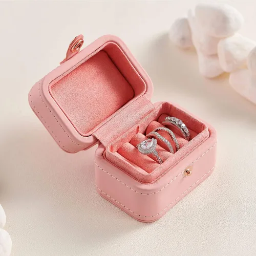 Vista 4 de Newshe - Caja de anillos de boda de cuero pequeño joyero de viaje para anillos mini organizador de almacenamiento portátil caja de anillos
