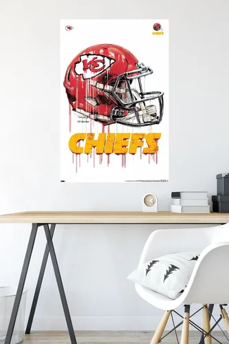 Vista 5 de Trends International NFL Kansas City Chiefs - Póster de pared con casco de goteo, 22.375 x 34 pulgadas, paquete de póster y montaje