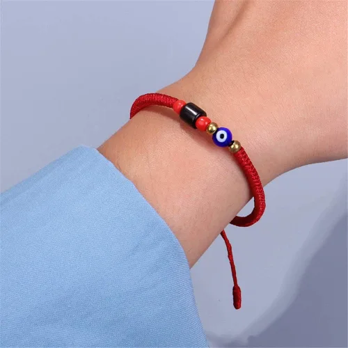 Vista 2 de Pulsera de mal de ojo rojonegro para mujeres, hombres, adolescentes, niñas, niños, pulseras budistas tibetanas tejidas a mano para protección