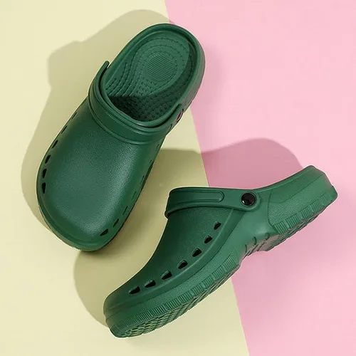 Vista 3 de Lightweight EVA Work Clogs for Men & Women, Non-Slip Professional Shoes for Kitchen, Hospital, Restaurant & Garden, Breathable Ventilated & Machine