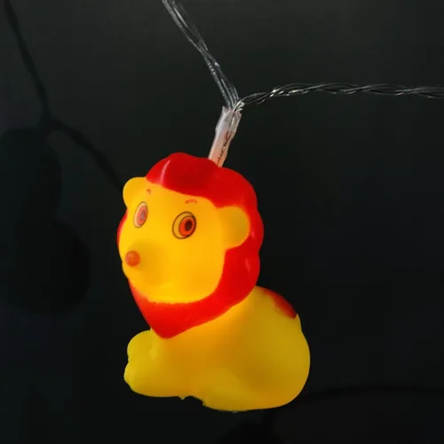 Vista 6 de Guirnalda de luces LED con forma de león con forma de animal de 5.4 pies, 10 luces LED de león con sombrero rojo, luces de hadas para decoración