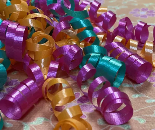 Vista 2 de Morex Ribbon 18310/250-607 Lucky Glossy Cinta rizadora, esmeralda, 3/8" x 250 yardas
