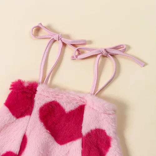 Vista 6 de My First Valentine's Day - Conjunto de ropa para bebé niña con volantes, manga larga, estampado de corazón, falda con tirantes