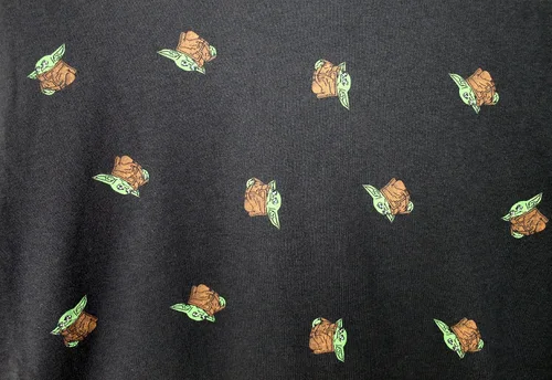 Vista 4 de STAR WARS Men's The Mandalorian Grogu Allover Print T-Shirt