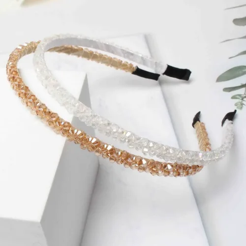 Vista 2 de Cuizhiyu Paquete de 4 diademas de diamantes de imitación de cristal para mujeres y niñas, de doble fila, con cuentas brillantes, aros