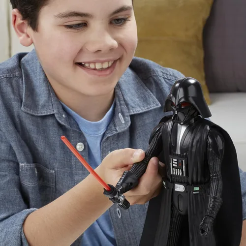 Vista 4 de Star Wars Rebels figura de Darth Vader, duelo electrónico