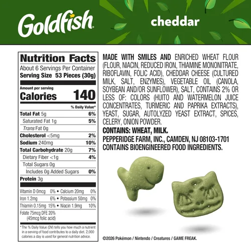 Vista 2 de Goldfish Pokémon Bulbasaur Edition Cheddar - Galletas horneadas para aperitivos, bolsa de 6.6 onzas
