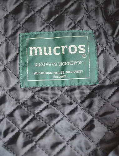 Vista 5 de Mucros Weavers Gorra plana irlandesa para hombre, fabricada en Irlanda, 100% tweed irlandés, verde