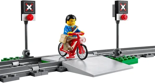 Vista 5 de LEGO City 60051 Tren de Ferrocarril de pasajeros de alta velocidad Juguete