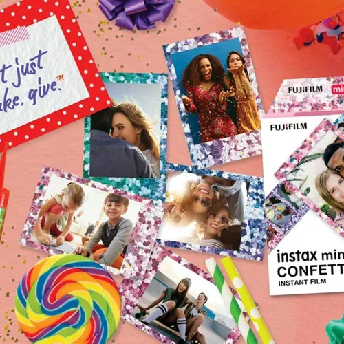 Vista 2 de Fujifilm Instax Confetti Mini película (10 exposiciones, paquete de 3) Fotos instantáneas vibrantes y coloridas, compatible con cámaras Fujifilm