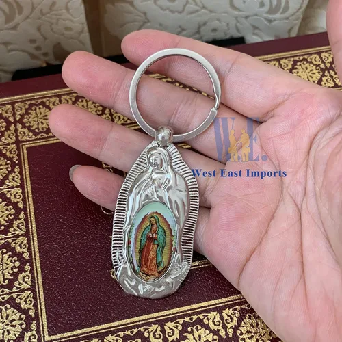 Vista 5 de Llavero personalizado para primera comunión (12 piezas) grabado con texto en inglés "Our Lady of Guadalupe Bautismo", recuerdo para primera