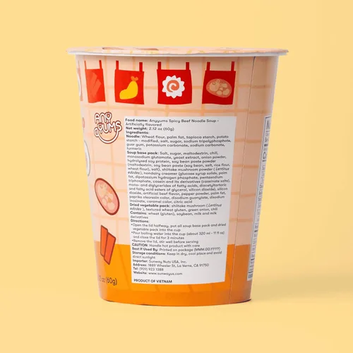 Vista 4 de Smoko Tayto - Fideos instantáneos de carne picante, taza de 2.22 onzas, ramen audaz y sabroso, aperitivo coleccionable de personajes lindos