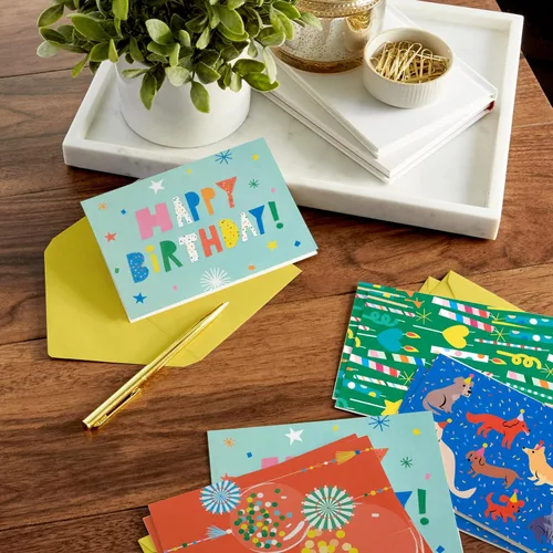 Vista 2 de Hallmark - Juego de tarjetas de cumpleaños a granel (48 tarjetas en blanco con sobres) Perros, velas, globos