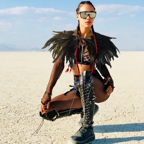 Vista 4 de Chal de plumas para mujer, collar de plumas de cuervo, capa de cisne de Halloween, accesorios de disfraz de bruja
