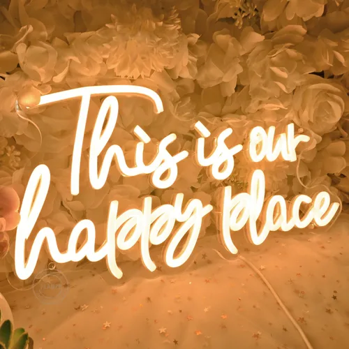 Vista 2 de Planzo Letrero de neón LED This is Our Happy Place para dormitorio