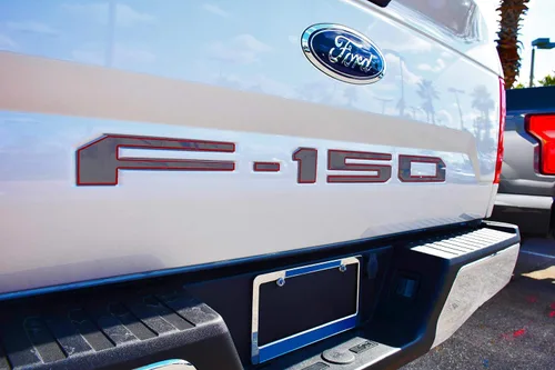 Vista 4 de Kit de letras para portón trasero F-150 2018-2020 de Eurosport Daytona
