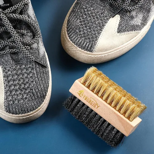Vista 6 de Juego de cepillos limpiadores de zapatos de doble cara jabalí y cerdas de plástico con paño de microfibra