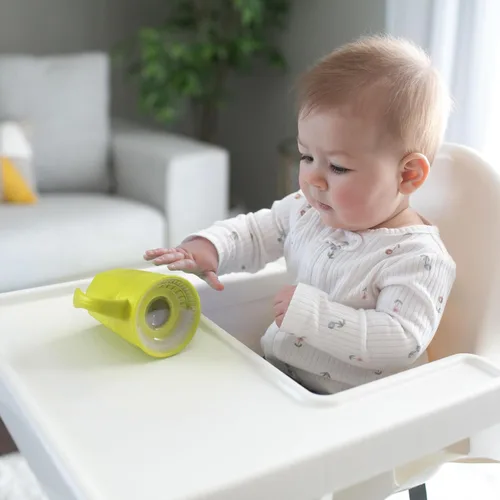 Vista 11 de Dr. Brown's Juego de iniciación de alimentación para niños pequeños, paquete de viaje con taza de entrenamiento sin boquilla Cheers360 con asas