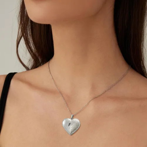 Vista 5 de Collar con medallón de corazón para mujer que sostiene fotos con letra inicial de la A a la Z, collares de mariposa para fotos