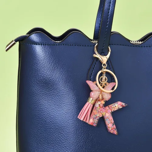 Vista 5 de Llavero de letra inicial del alfabeto de moda, borla y mariposa, llavero para bolso, bolsos de mano para mujeres y niñas