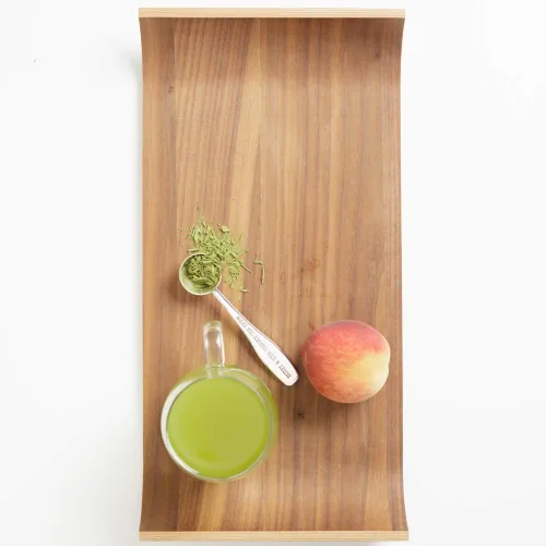 Vista 3 de Harney & Sons White Peach Matcha Té de hojas sueltas de 16 oz Matcha and Bancha green tea with white peach flavor and dried peaches. Contains