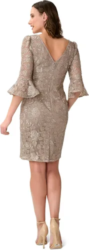 Vista 2 de Adrianna Papell Vestido tubo bordado Rosie para mujer