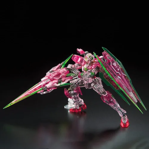 Vista 3 de Bandai RG 1/144 00 Quan[T] Full Saber Trans-Am Kit de modelo transparente