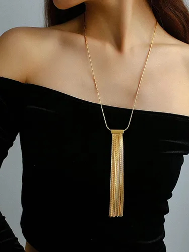 Vista 6 de PERNNLA PEARL Collar largo con colgante de disco para mujer, chapado en oro de 18 quilates, cadena de suéter de moda